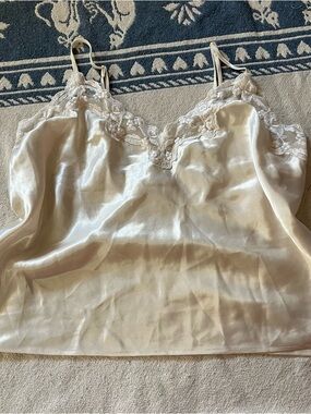 vintage victoria's secret silk/satin lace white camisole tanktop